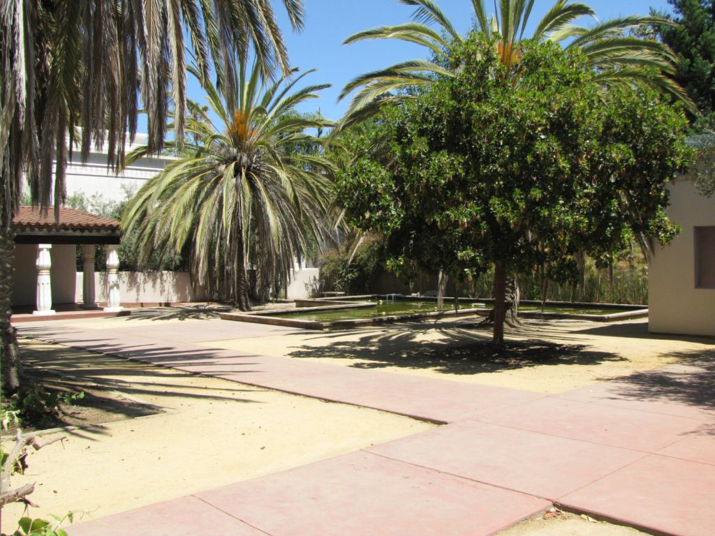 Photo of an outdoor patio, all done up in Egyptian style.